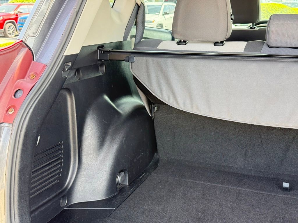 Used 2014 Toyota RAV4 XLE FWD image 27