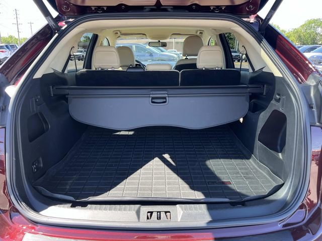 Used 2018 Ford Edge SEL w/ Equipment Group 201A AWD/4WD image 11