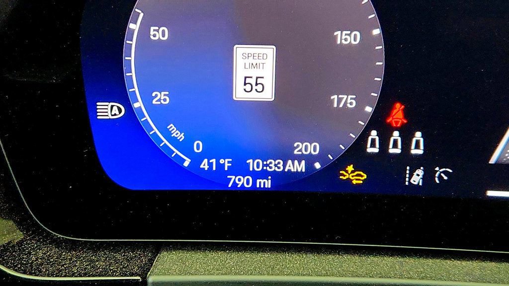 Used 2025 Porsche Macan 4S Electric image 16