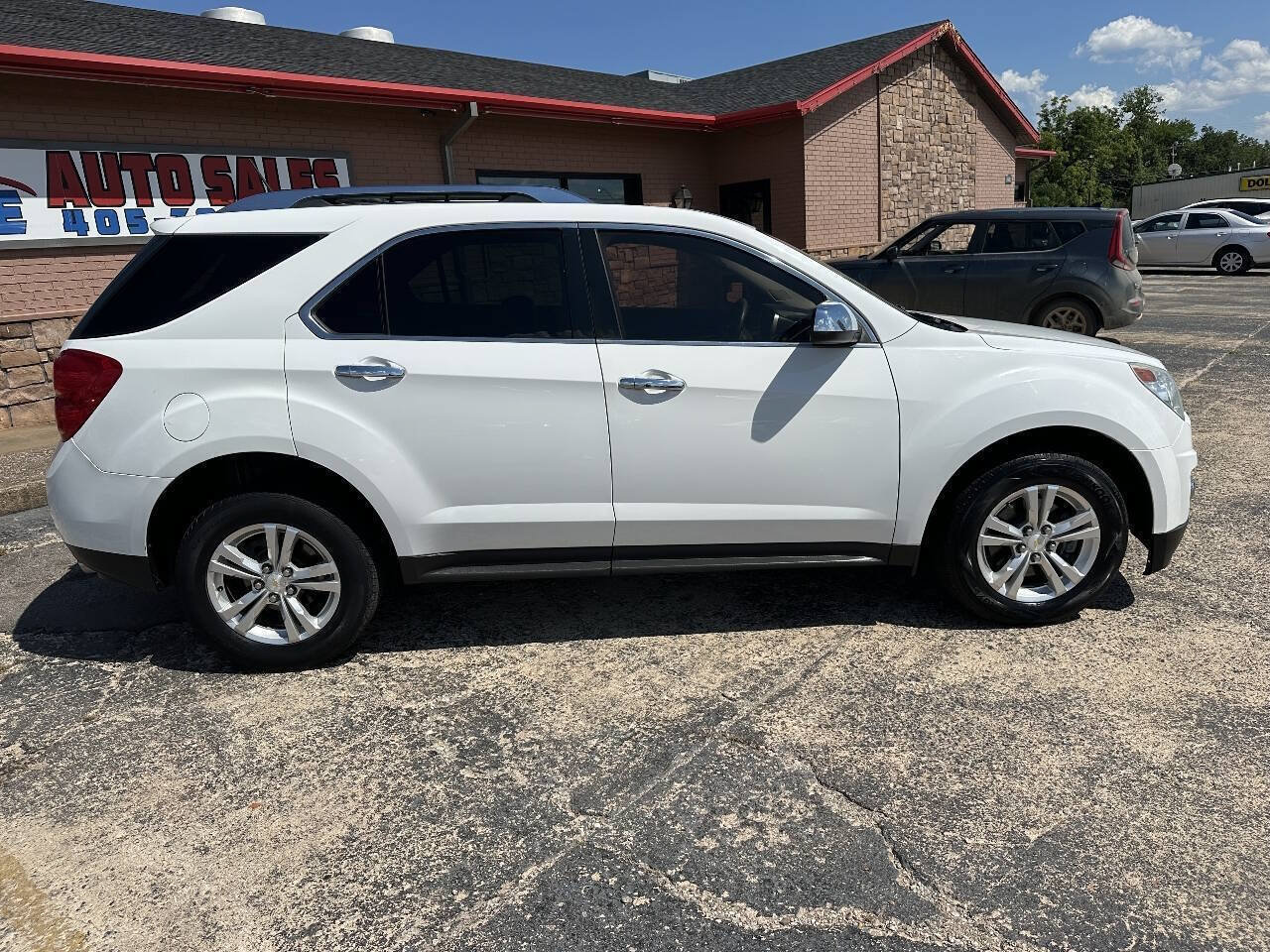 Used 2013 Chevrolet Equinox LTZ FWD image 9