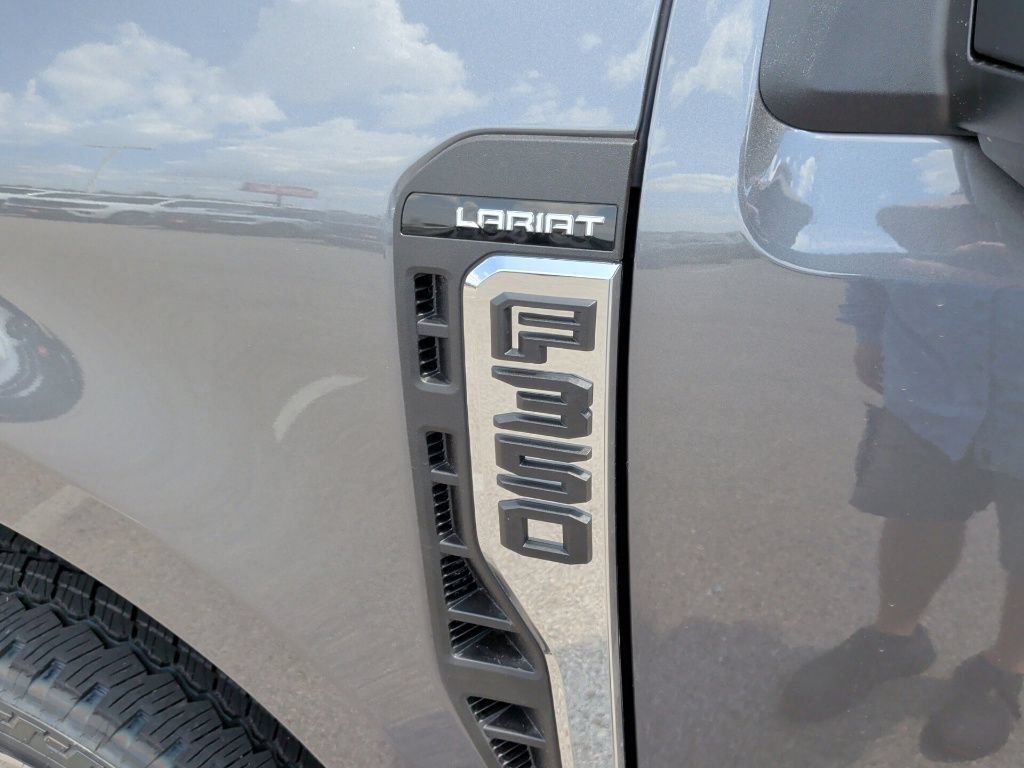 New 2026 Ford F350 Lariat w/ Chrome Package AWD/4WD image 48