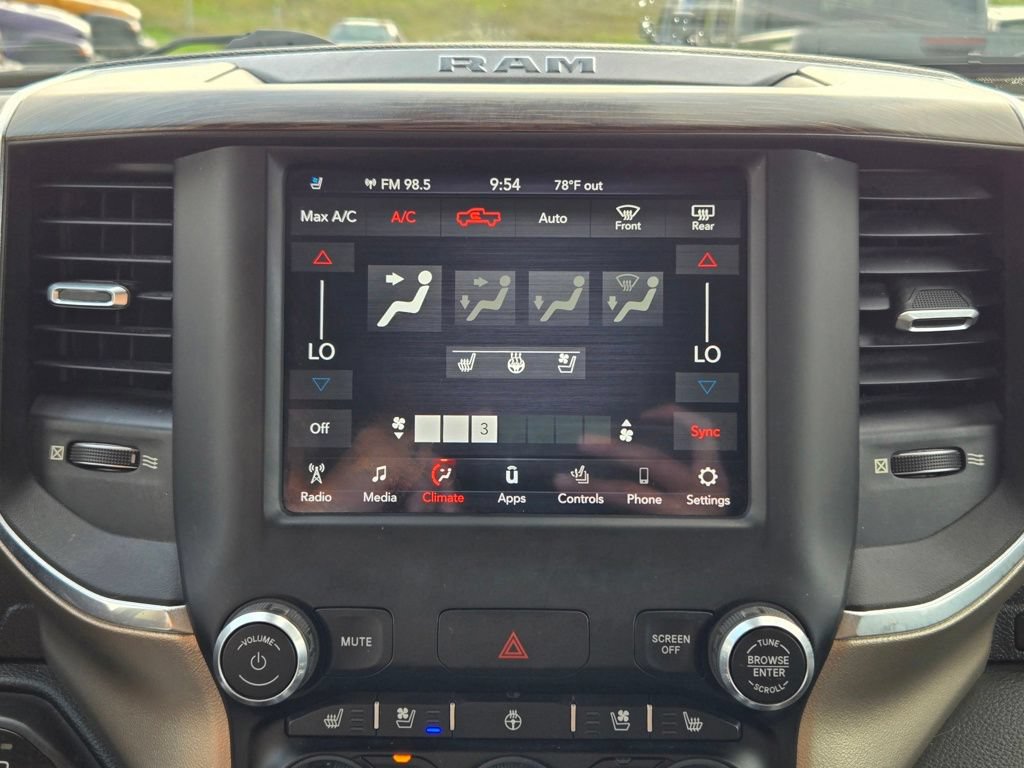 Used 2019 RAM 1500 Laramie AWD/4WD image 23