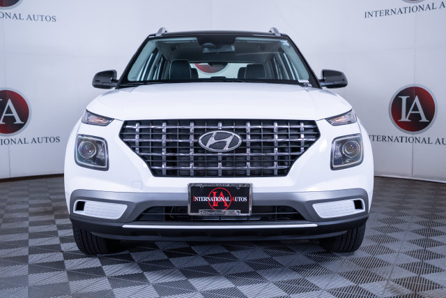 New 2026 Hyundai Venue SEL FWD image 3