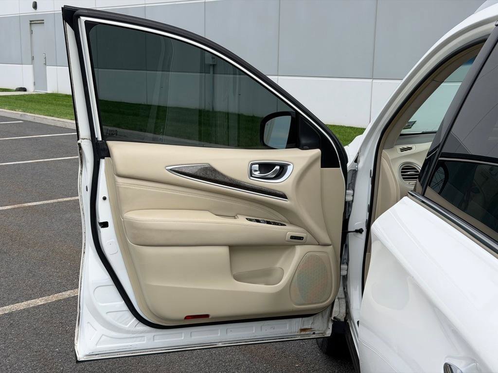 Used 2014 INFINITI QX60 AWD w/ Premium Plus Package image 28