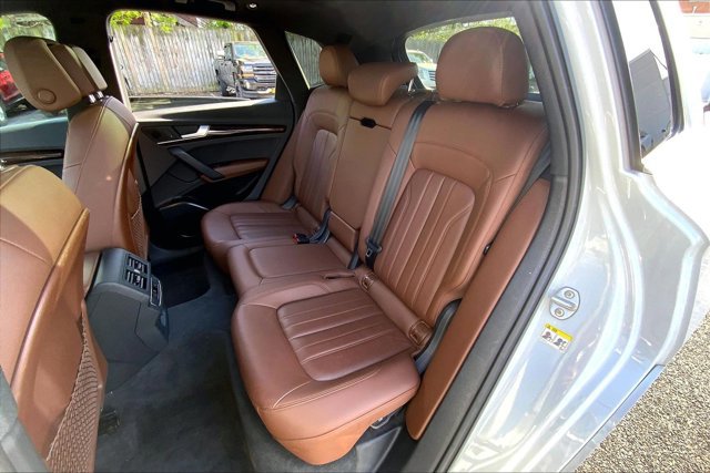 Used 2020 Audi Q5 2.0T Premium AWD/4WD image 26