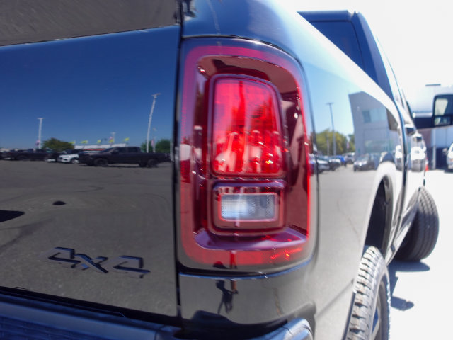 New 2026 RAM 3500 Big Horn AWD/4WD image 7