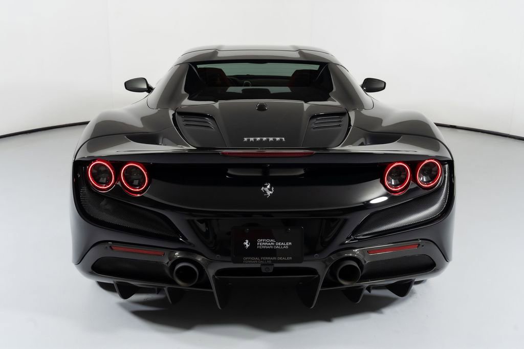 Used 2023 Ferrari F8 Tributo RWD image 15