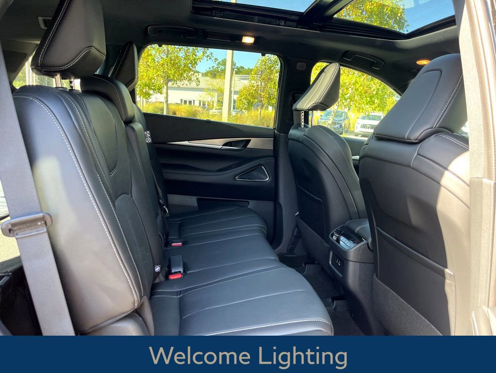 Certified 2025 INFINITI QX60 Luxe w/ Black Edition image 20