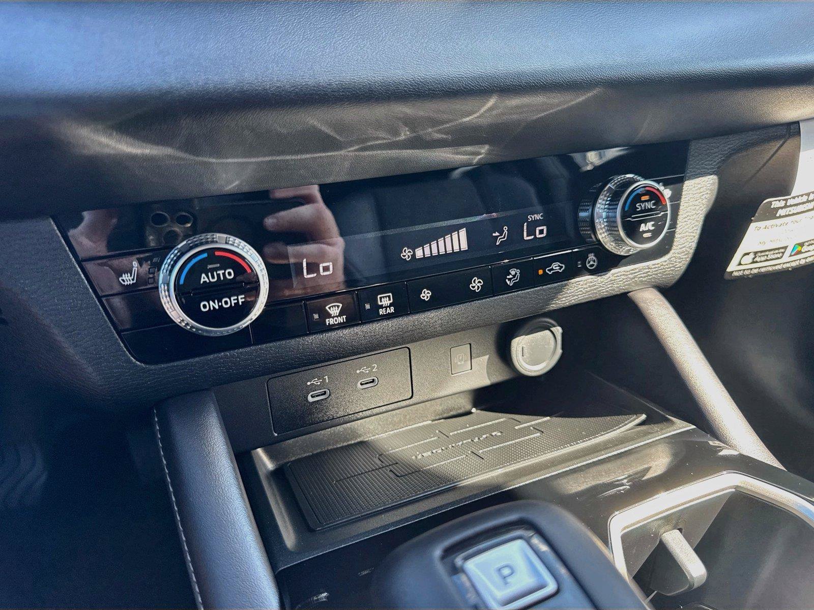 New 2026 Mitsubishi Outlander SE FWD image 21
