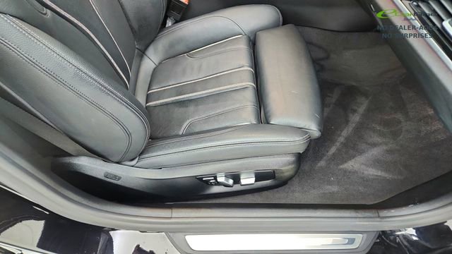 Used 2021 BMW 530i w/ Premium Package RWD image 22