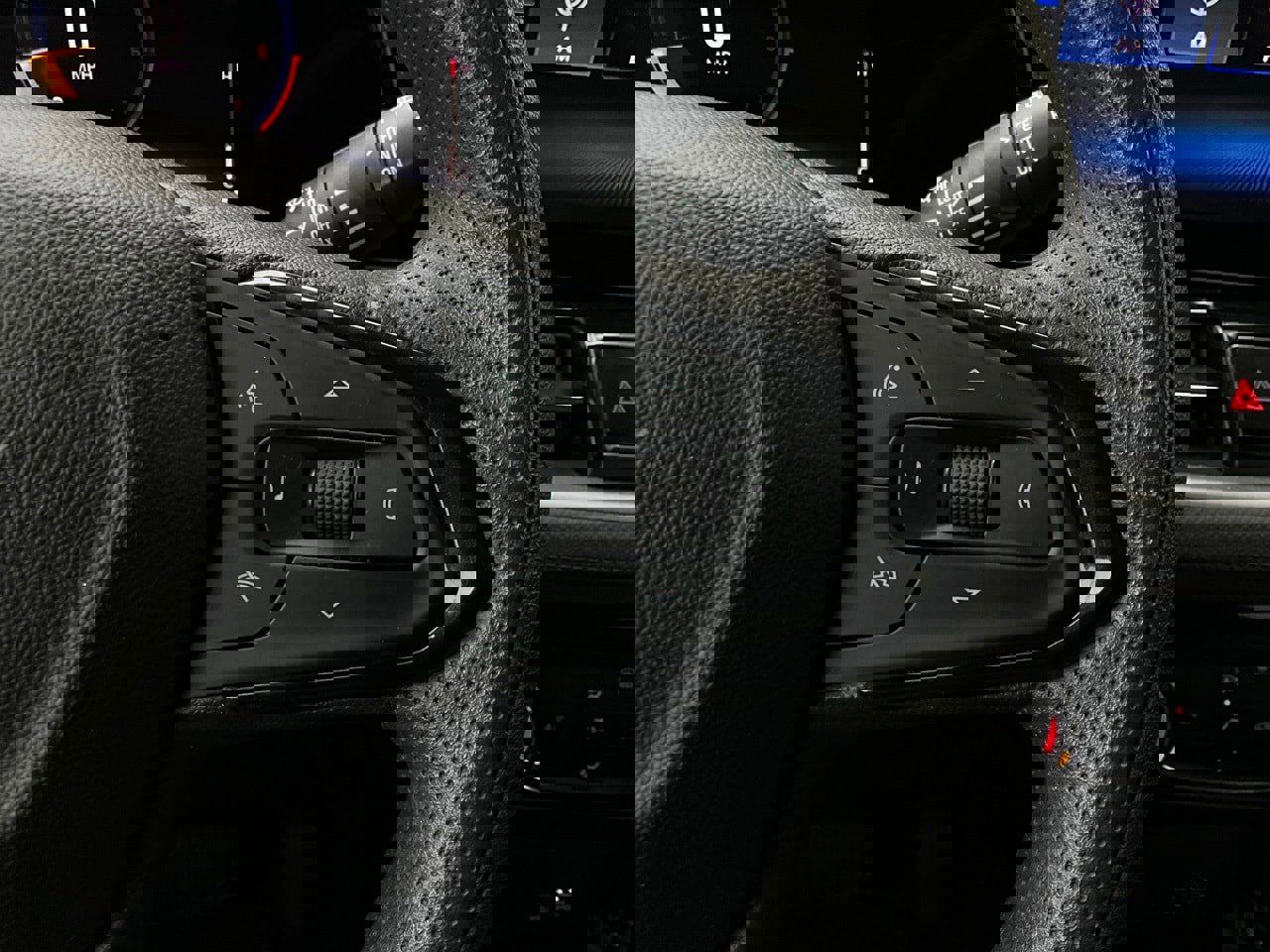 Used 2025 Chevrolet TrailBlazer LT image 31