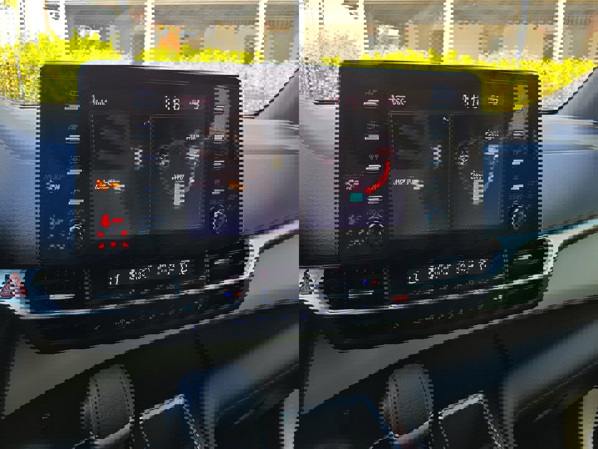 Used 2021 Toyota Sienna XLE AWD/4WD image 21