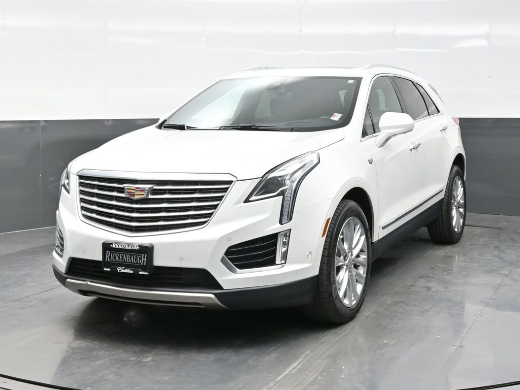 Used 2017 Cadillac XT5 Platinum w/ Driver Assist Package image 2