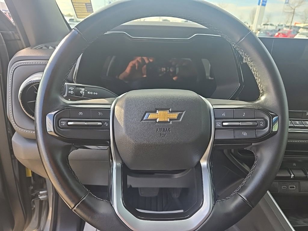 Used 2024 Chevrolet Colorado LT w/ LT Convenience Package image 18