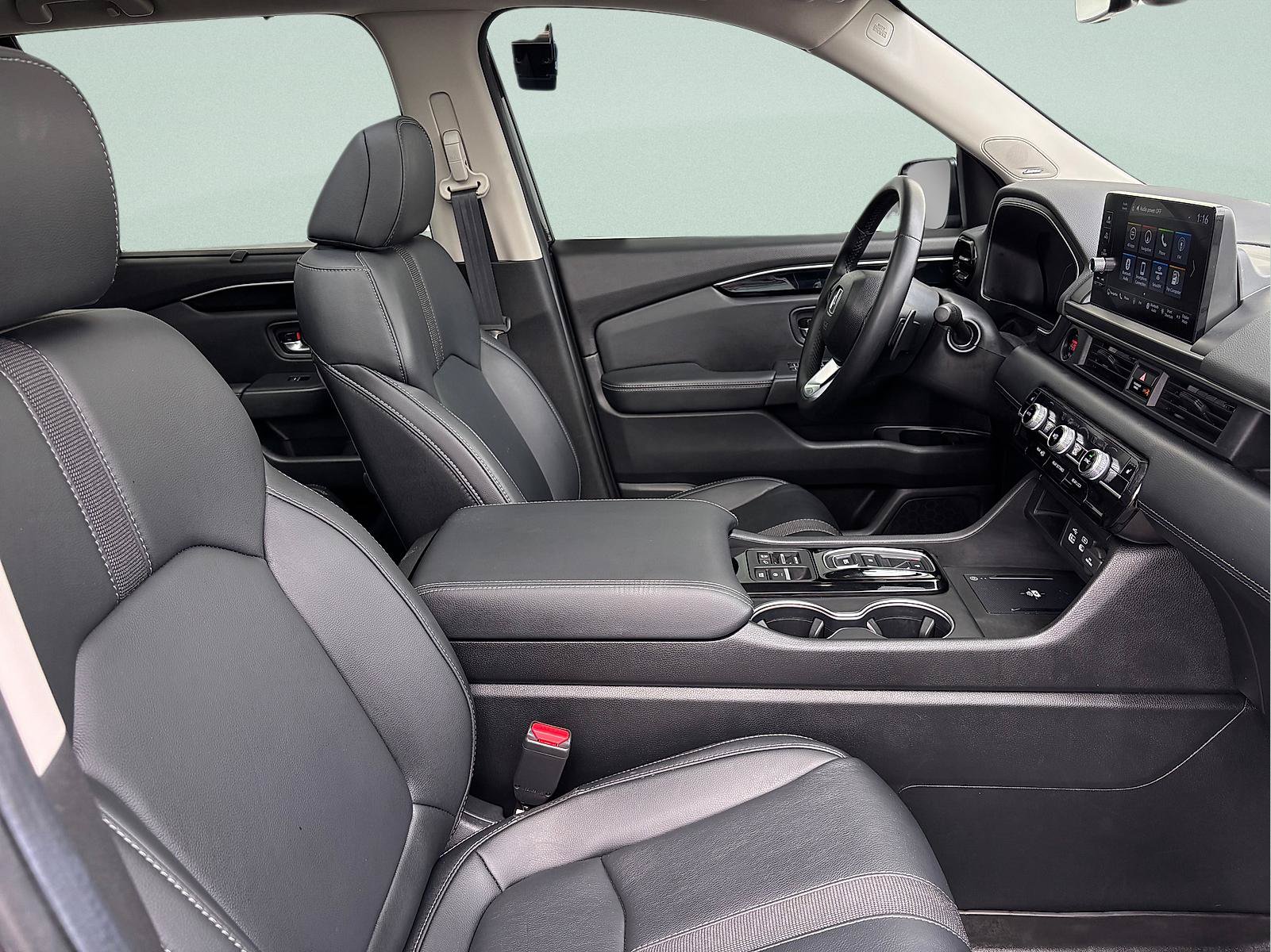 Certified 2025 Honda Pilot Touring image 40