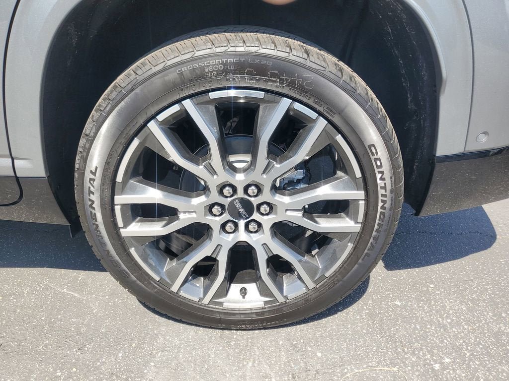 New 2026 GMC Acadia Denali Ultimate AWD/4WD image 5