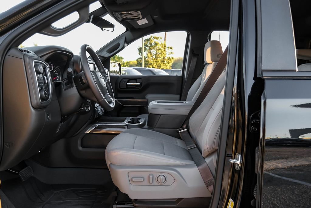 Used 2021 Chevrolet Silverado 1500 RST image 33