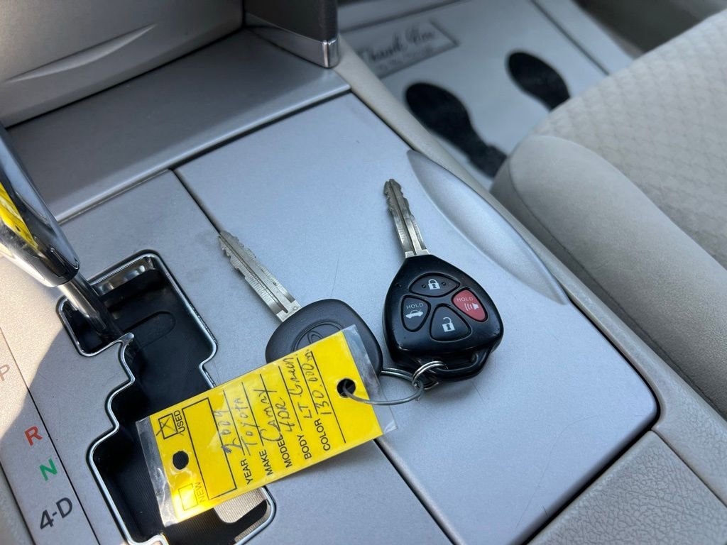 Used 2009 Toyota Camry SE FWD image 27
