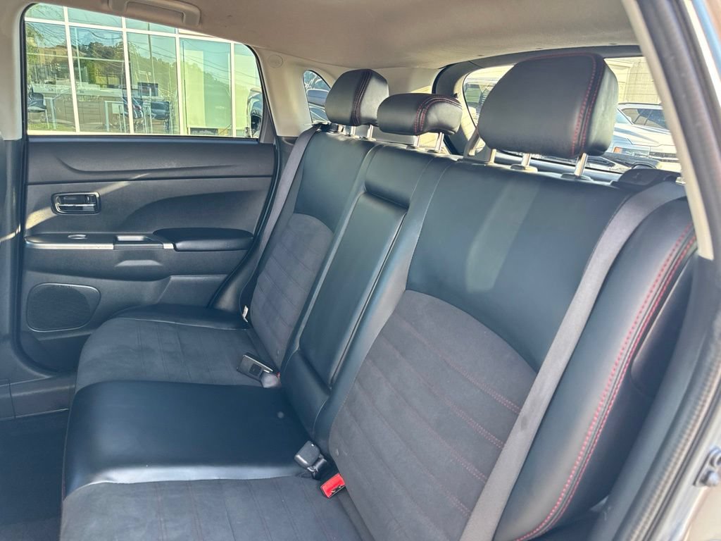 Used 2024 Mitsubishi Outlander Sport SE AWD/4WD image 22