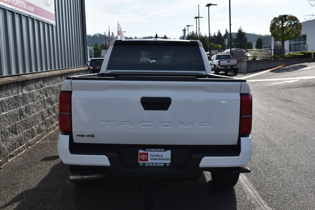 Certified 2025 Toyota Tacoma SR5 AWD/4WD image 6