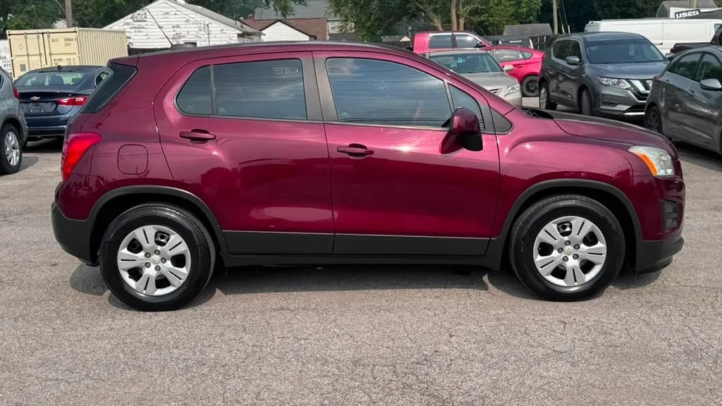 Used 2016 Chevrolet Trax LS FWD image 6