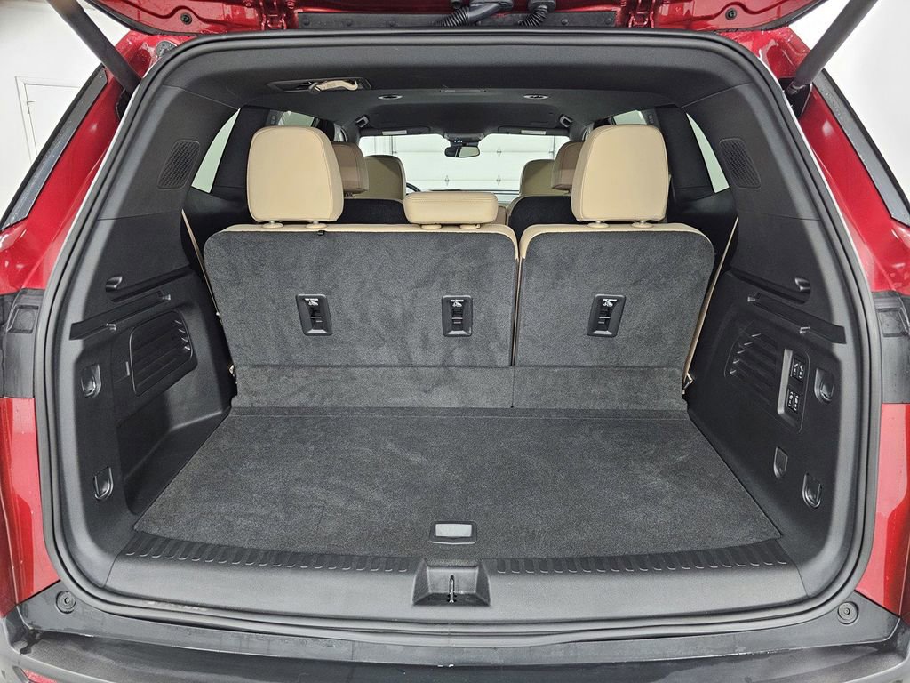 Used 2025 Buick Enclave Preferred w/ Power Package AWD/4WD image 27