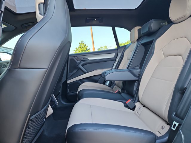 New 2026 Porsche Cayenne Electric AWD/4WD image 21