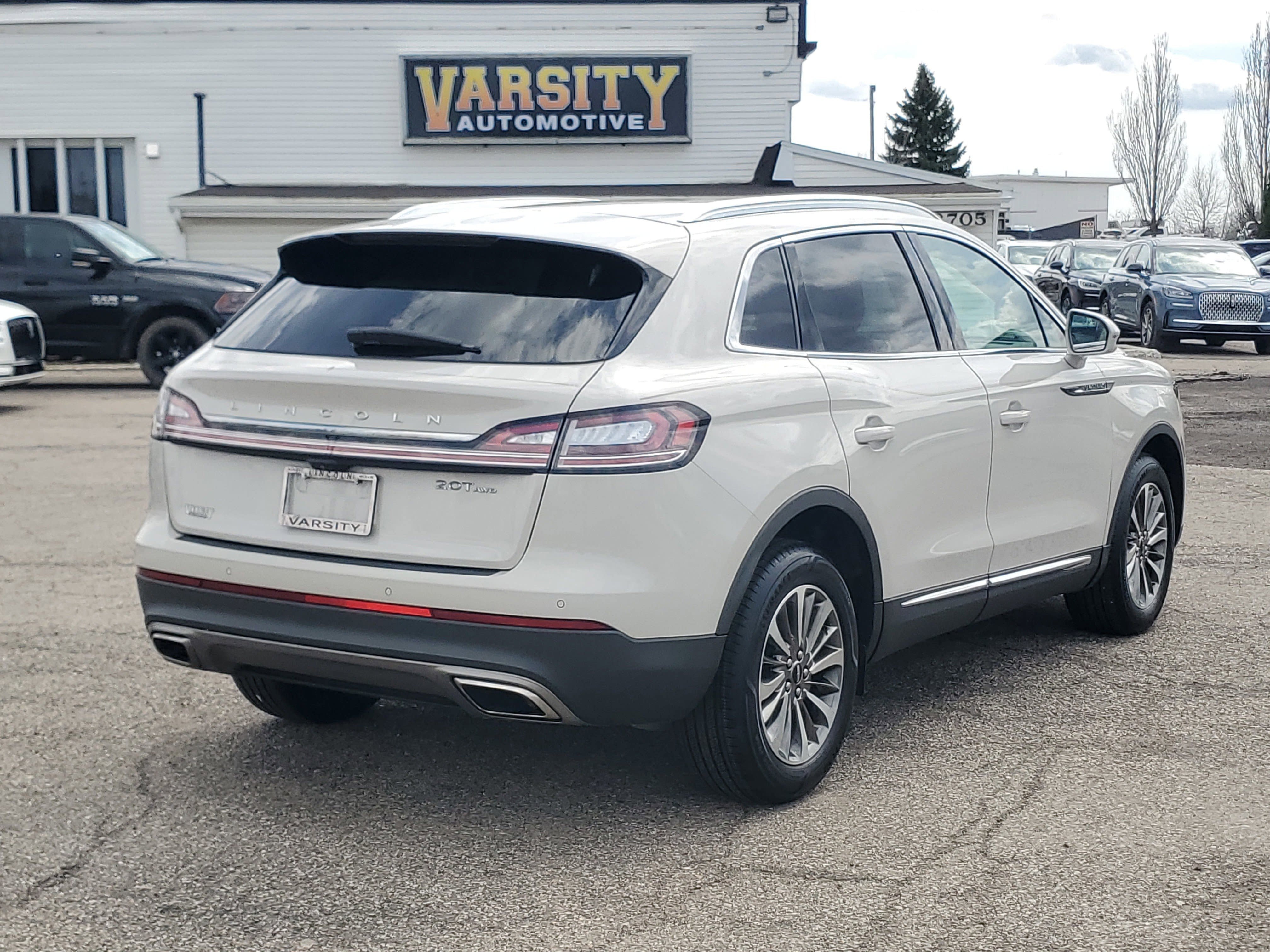 Certified 2020 Lincoln Nautilus Premier w/ Equipment Group 101A AWD/4WD image 6