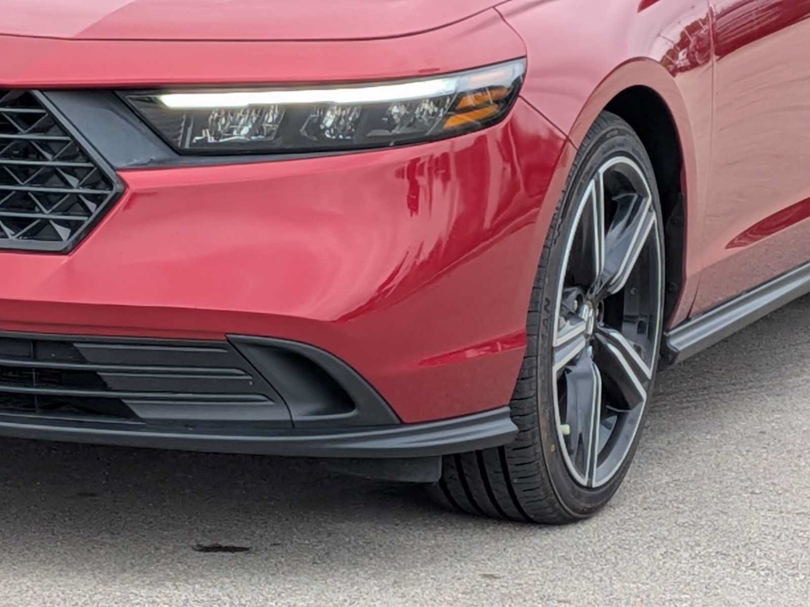 Used 2023 Honda Accord Sport image 11