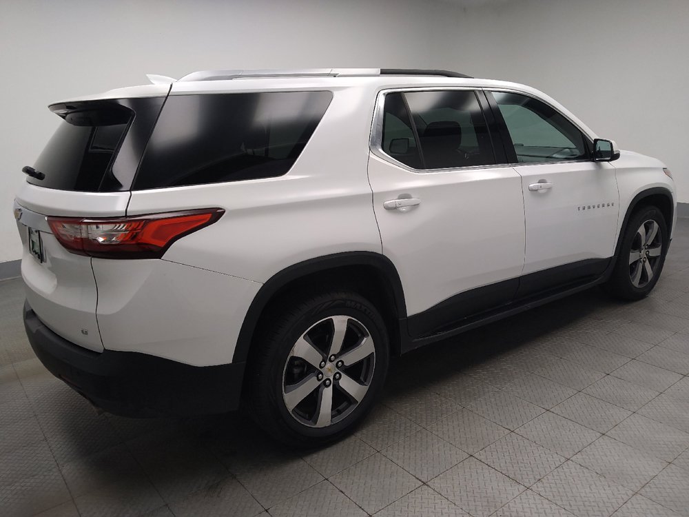Used 2018 Chevrolet Traverse LT w/ LPO, 'HIT The Road' Package AWD/4WD image 10