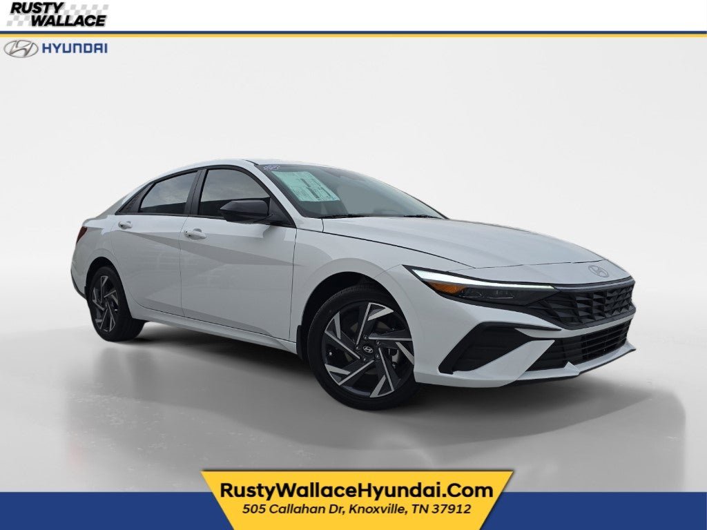 New 2025 Hyundai Elantra SEL