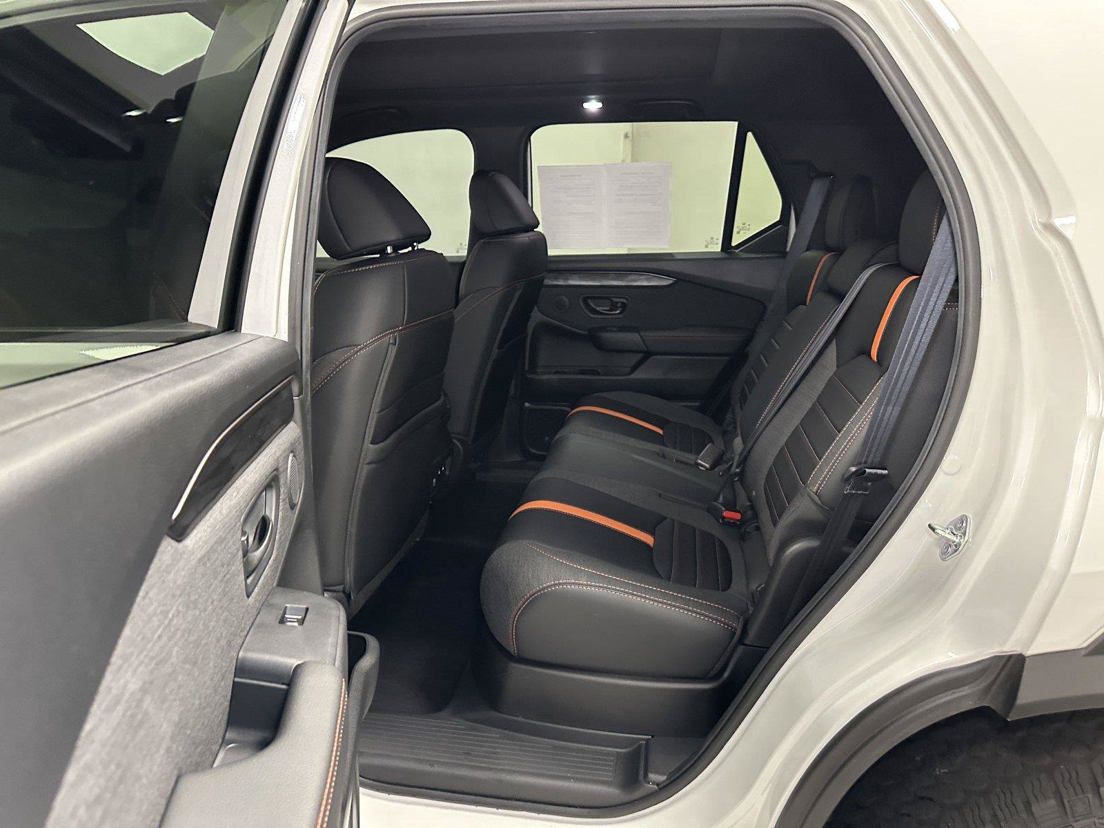 Certified 2026 Honda Passport TrailSport image 32