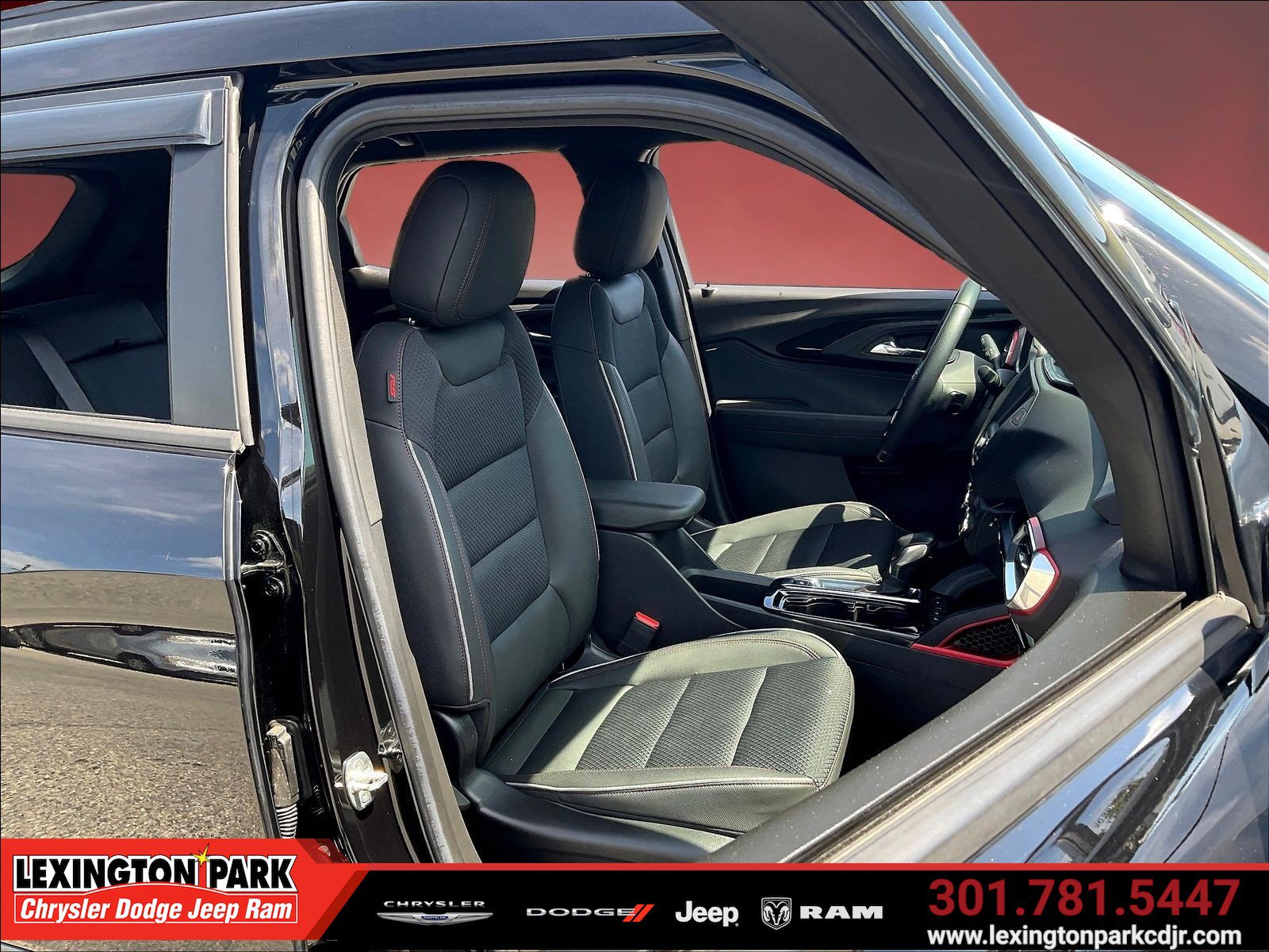Used 2022 Chevrolet TrailBlazer RS FWD image 28