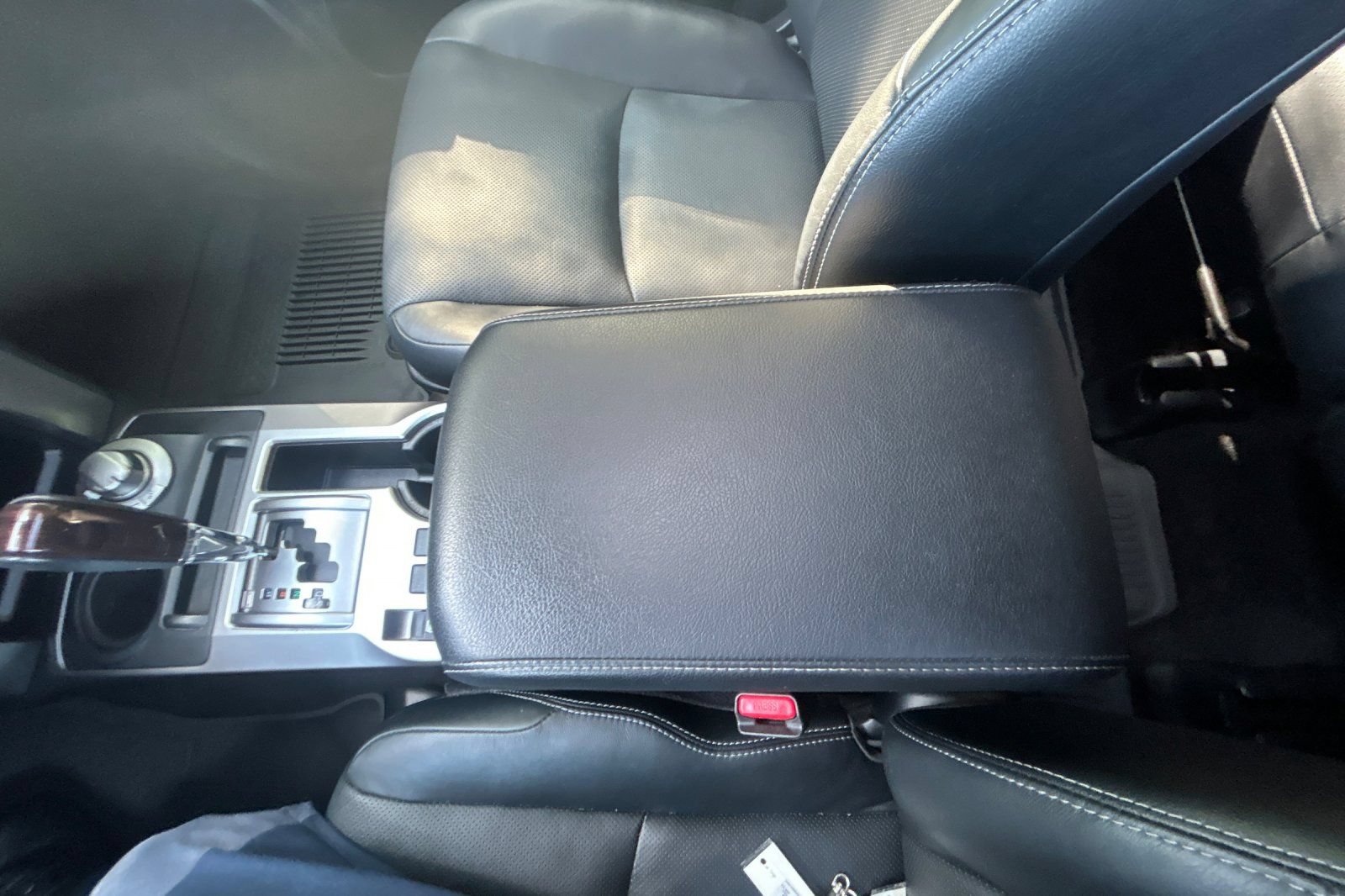 Used 2023 Toyota 4Runner Limited AWD/4WD image 22