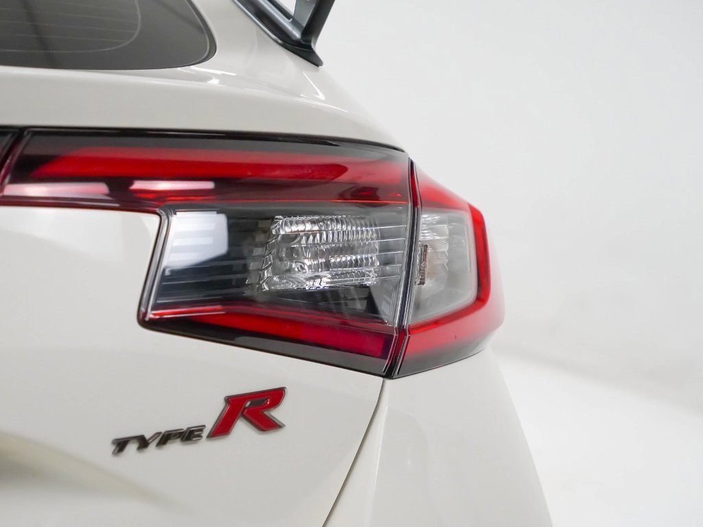 Used 2025 Honda Civic Type R image 12