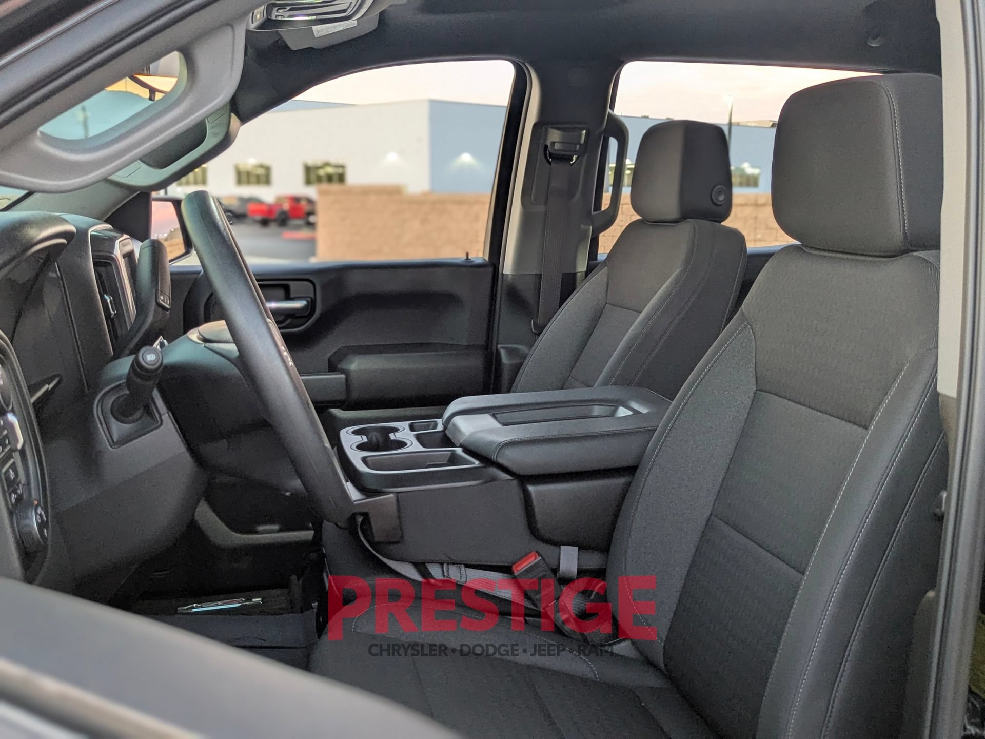 Used 2025 Chevrolet Silverado 1500 Custom Trail Boss w/ Turbomax Blackout Package AWD/4WD image 25