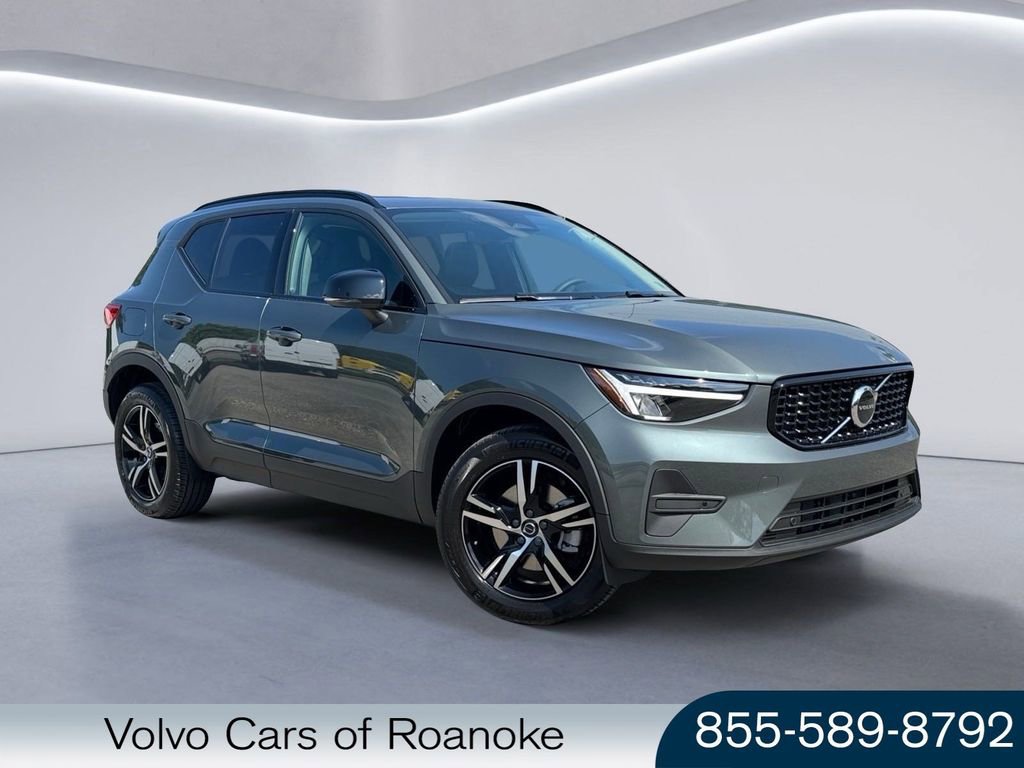 New 2026 Volvo XC40 B5 Core w/ Protection Package Premier image 1