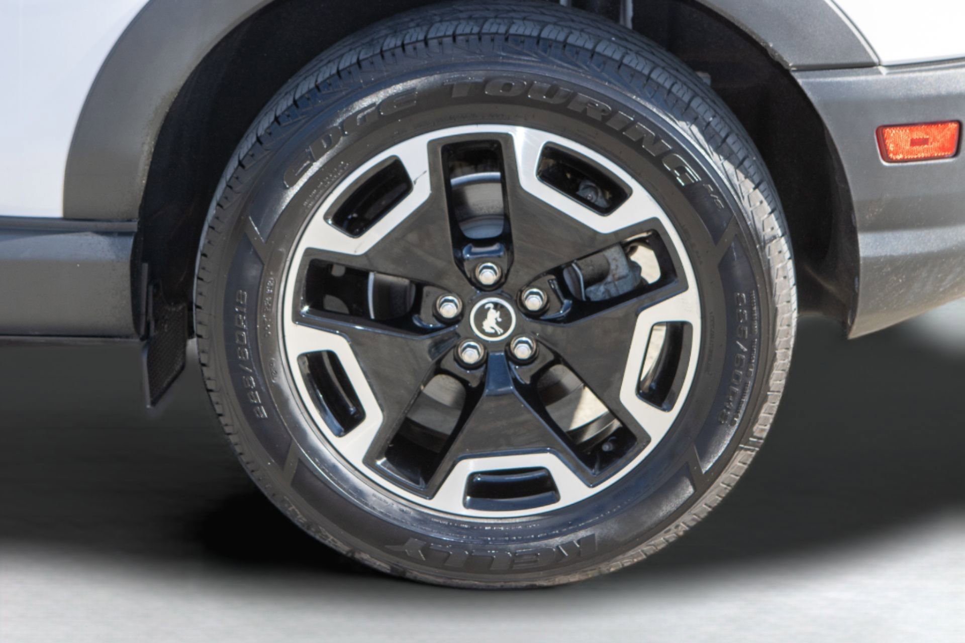 Used 2021 Ford Bronco Sport Outer Banks w/ Outer Banks Package (96D) image 35