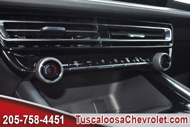 New 2027 Chevrolet Traverse LT FWD image 32