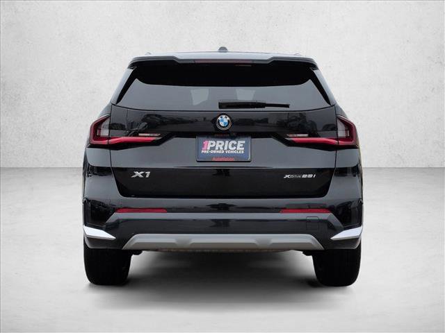 Used 2023 BMW X3 xDrive30i w/ Premium Package w/ZPA image 7