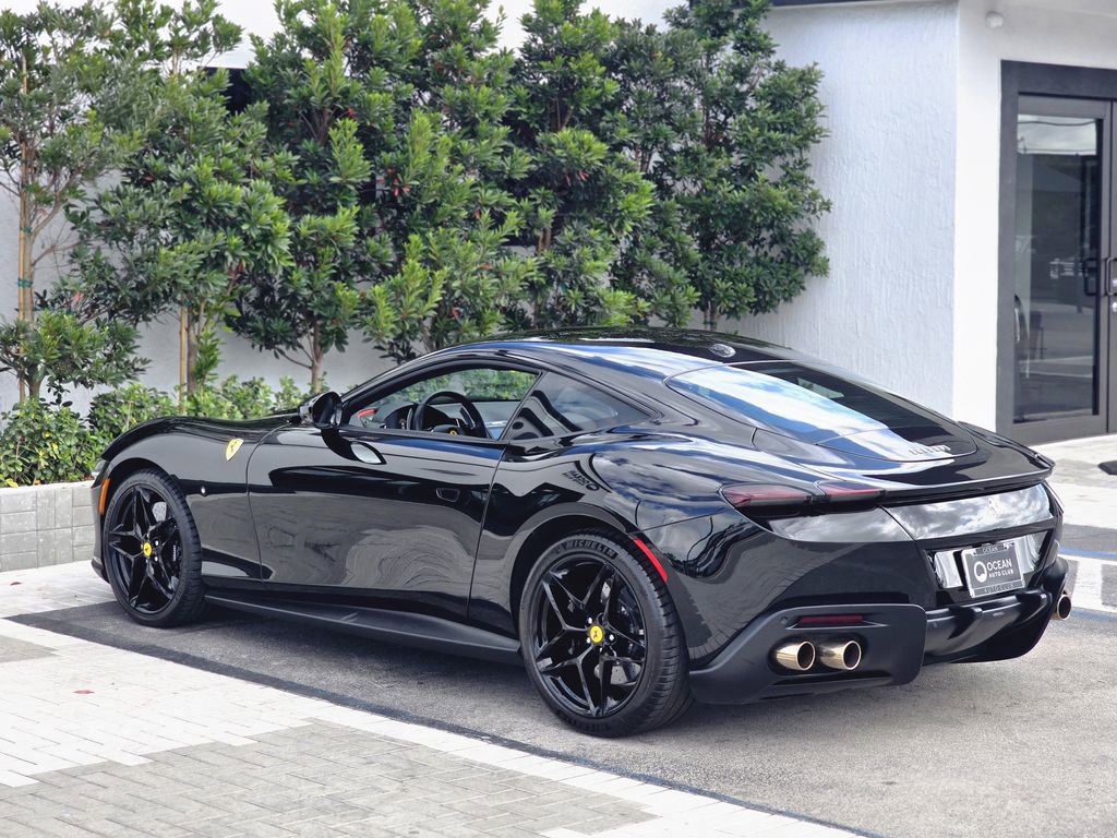 Used 2024 Ferrari Roma image 3