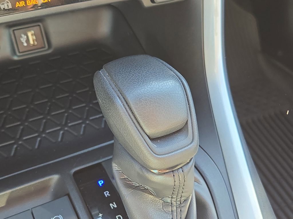 Used 2024 Toyota RAV4 XLE image 24