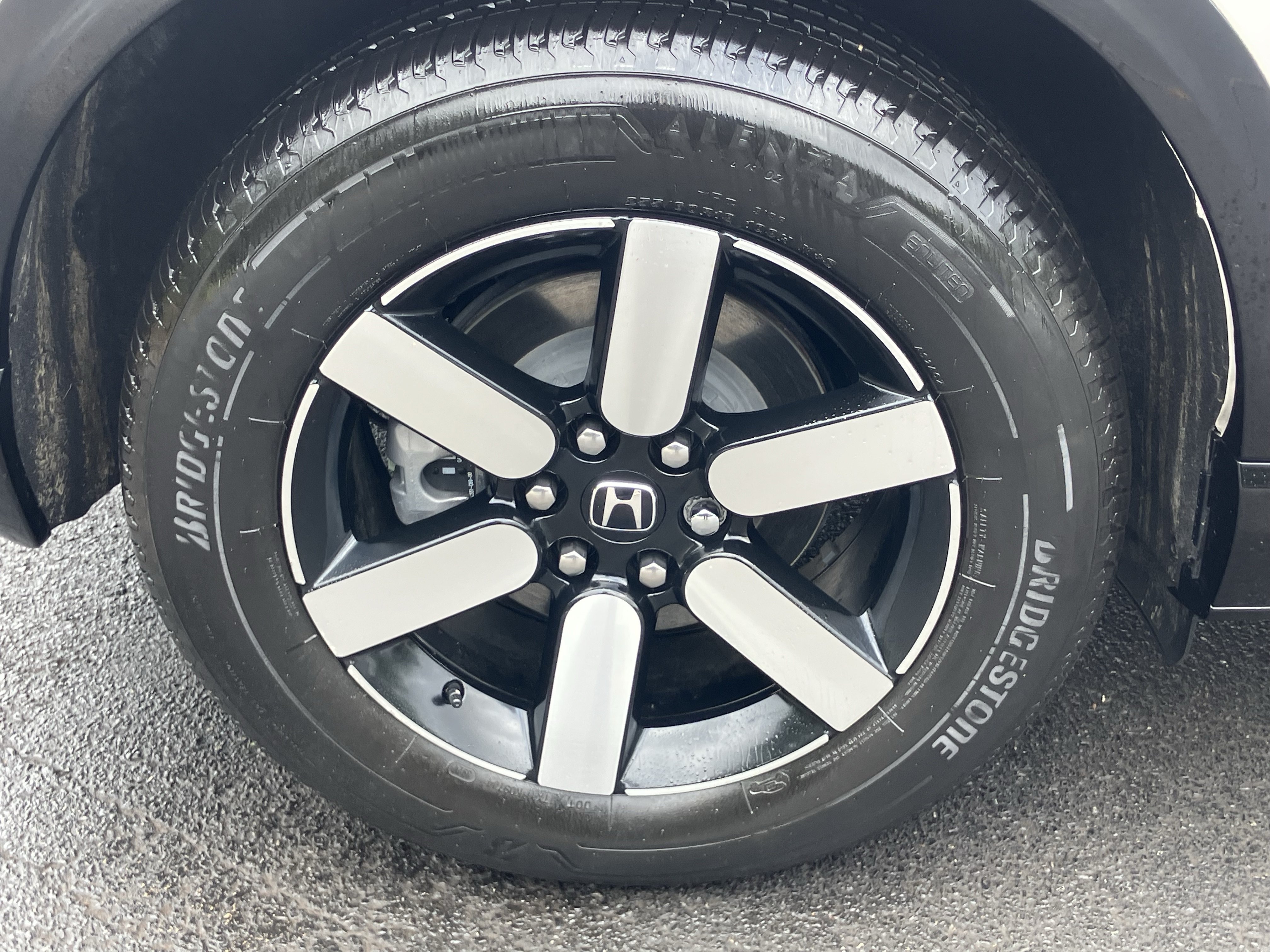Used 2024 Honda Prologue Touring image 13