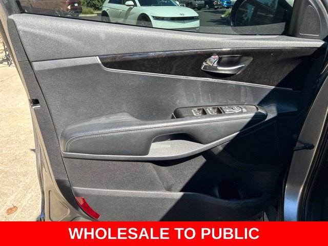 Used 2016 Kia Sorento FWD image 12