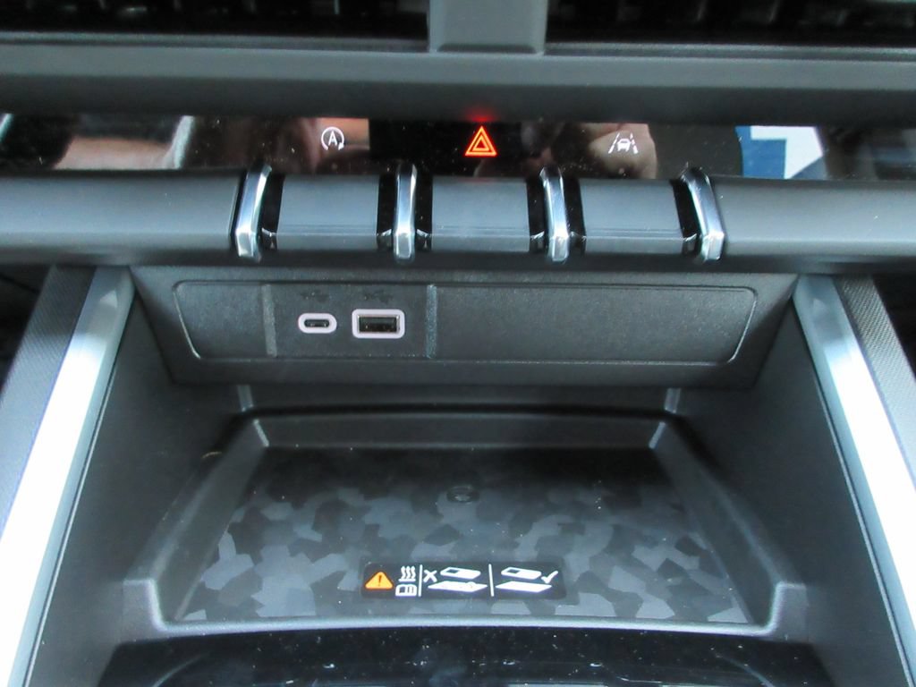 New 2026 Chevrolet Colorado LT w/ LT Convenience Package AWD/4WD image 29