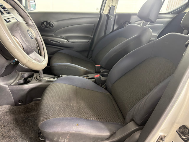 Used 2012 Nissan Versa SV FWD image 9
