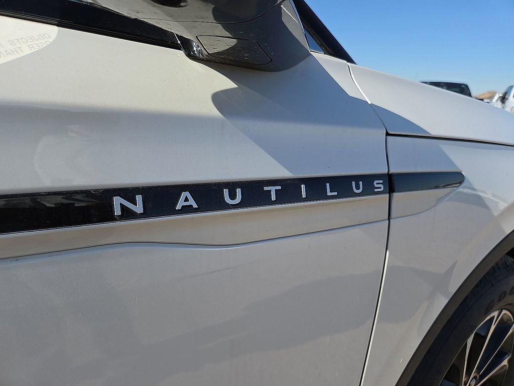 New 2026 Lincoln Nautilus Premier w/ Equipment Group 102A AWD/4WD image 9