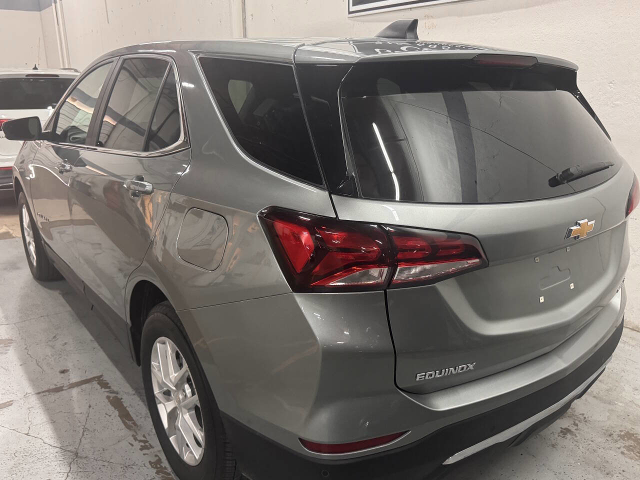 Used 2024 Chevrolet Equinox LT image 6