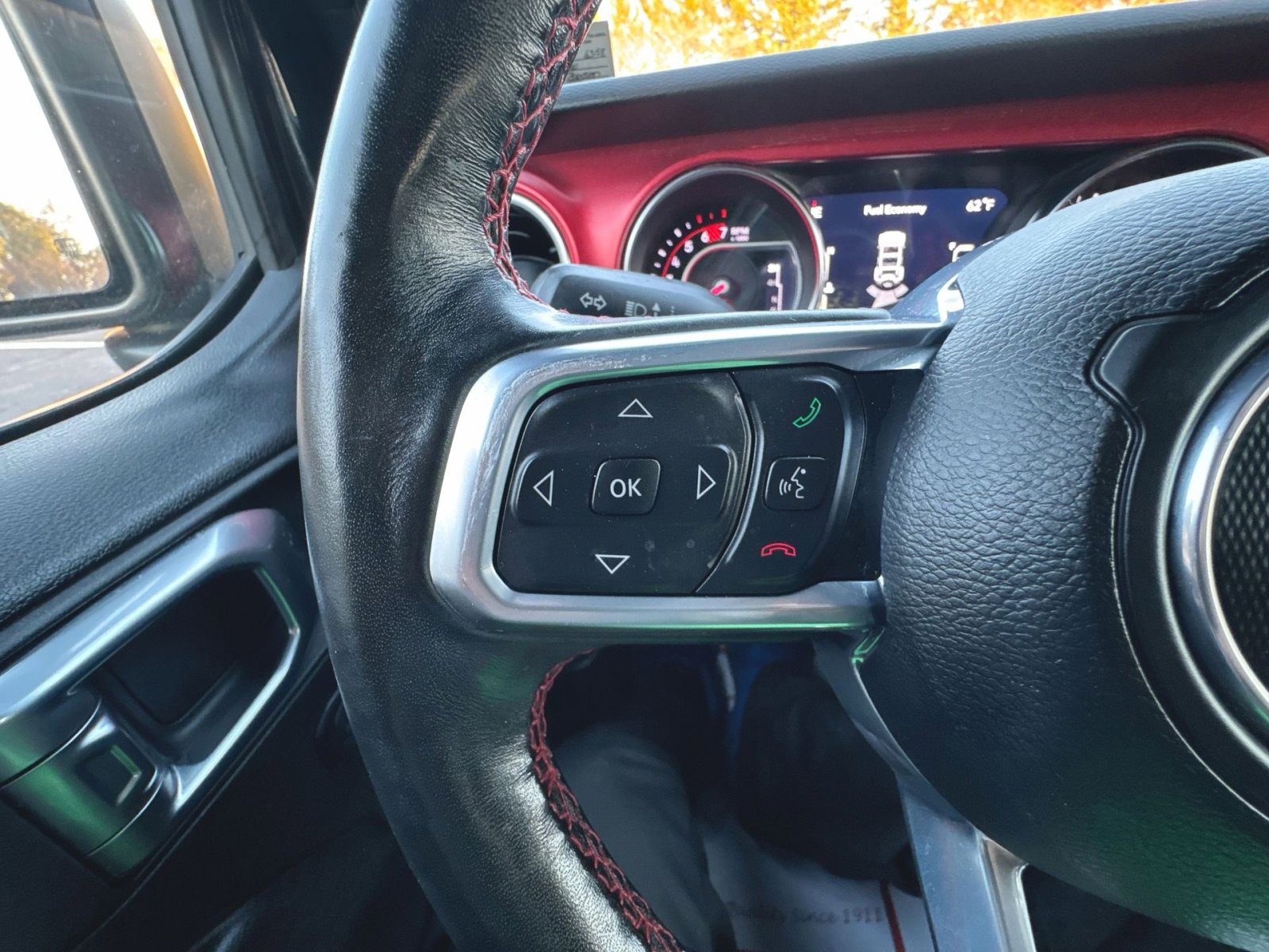 Used 2021 Jeep Wrangler Unlimited Rubicon image 16