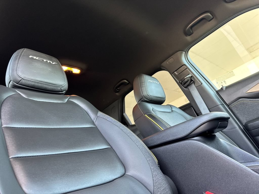 Used 2025 Chevrolet TrailBlazer ACTIV w/ Convenience Package FWD image 17
